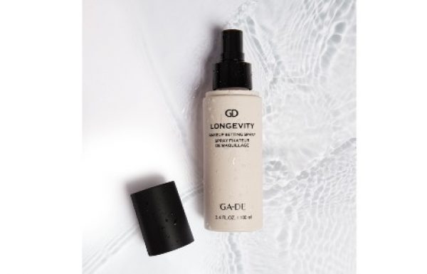 <span class="entry-title-primary">ג'ייד מציג את  LONGEVITY MAKEUP SETTING SPRAY</span> <span class="entry-subtitle">ספריי לקיבוע איפור בעל פעולה משולשת - מקבע, מעניק לחות ומגן</span>