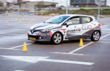 <span class="entry-title-primary">נפתחת עונת 2017 של ה-CLIO Challenge – אתגר הנהיגה של מותג הרכב רנו וחברת פרודרייב</span> <span class="entry-subtitle">בהובלת נהג המירוצים ראם סמואל. הזוכה במקום הראשון יזכה במכונית רנו קליאו טורבו</span>