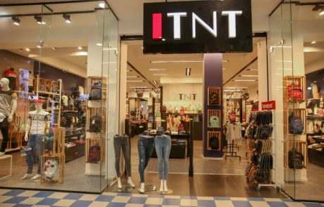 <span class="entry-title-primary">רשת האופנה TNT עוברת מתיחת פנים ומתרחבת בהשקעה הנאמדת בכ-4 מיליון ש"ח</span> <span class="entry-subtitle">הסניפים יעוצבו בסגנון צעיר ובועט ובמסגרת המהלך יזכו הסניפים לעיצוב מחדש עפ"י מחלקות מתמחות שישלבו לראשונה מותגים מובילים בינלאומיים</span>
